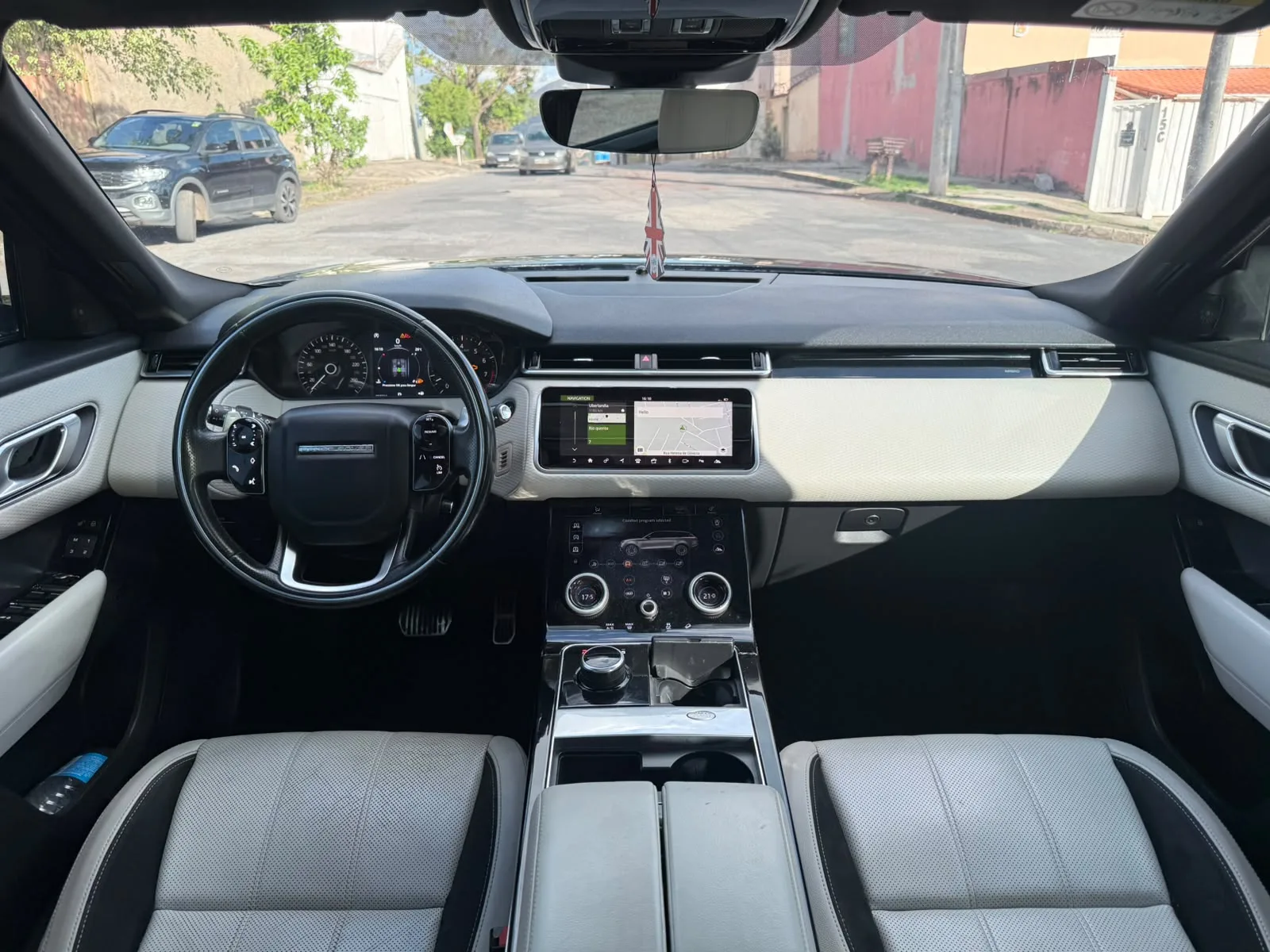 Land Rover VELAR — foto 9