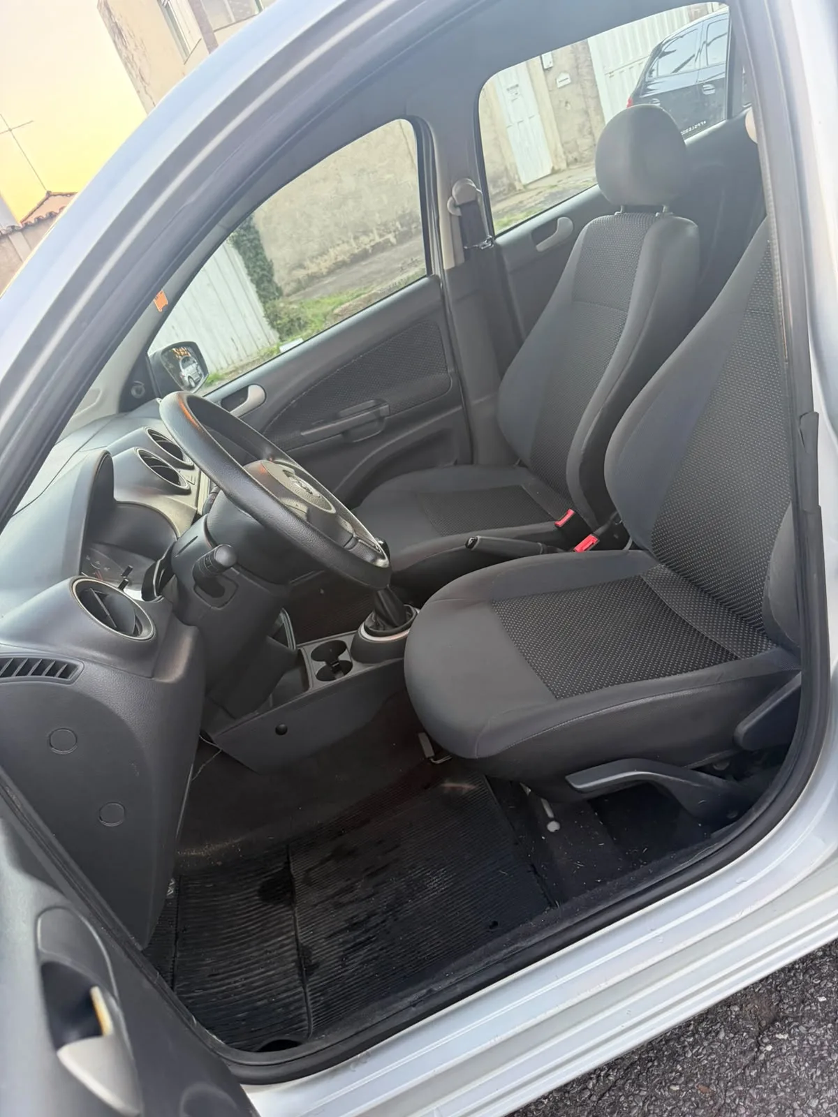 Volkswagen Gol — foto 11