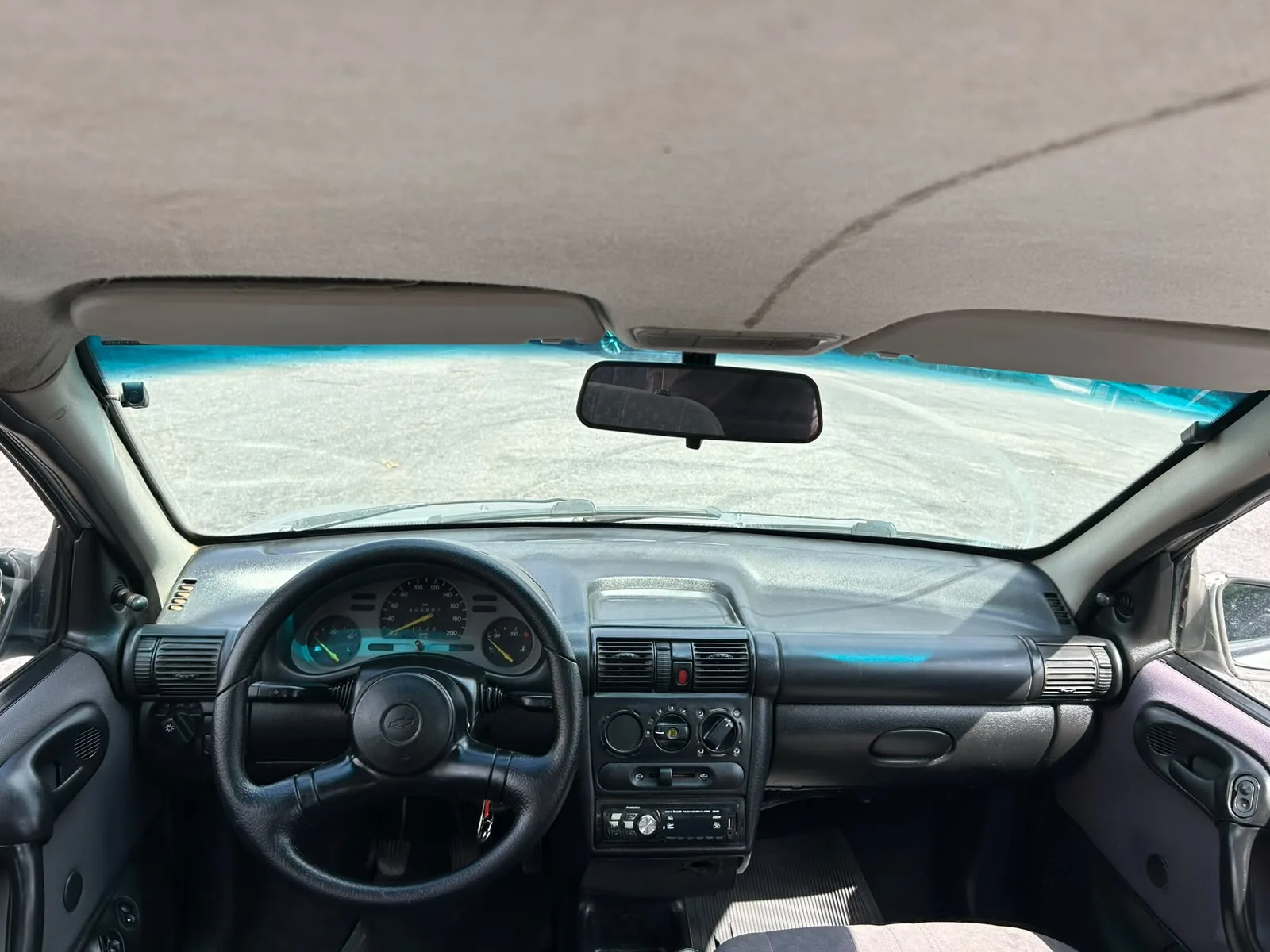 Chevrolet Corsa — foto 12
