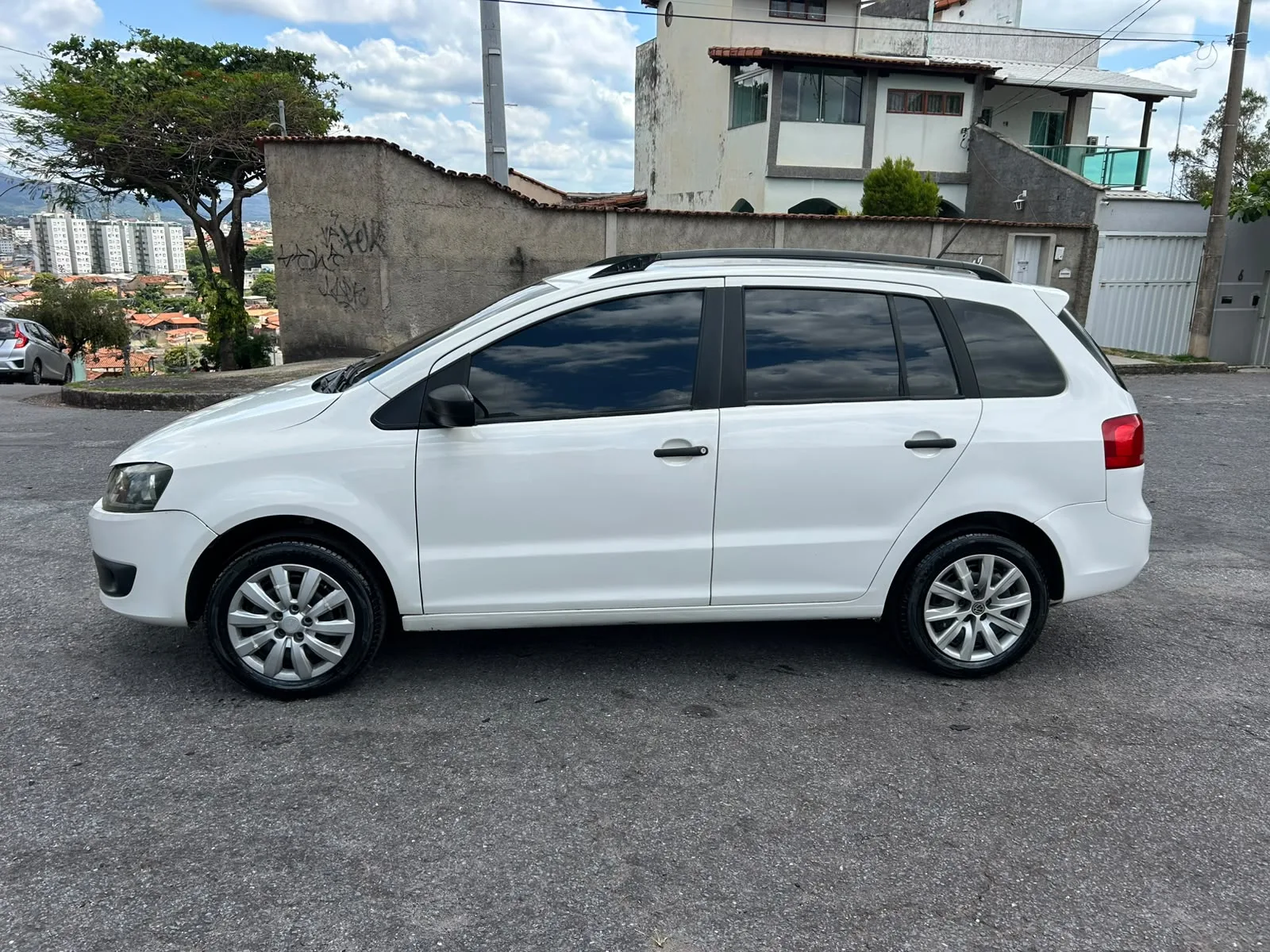 Volkswagen Spacefox — foto 6