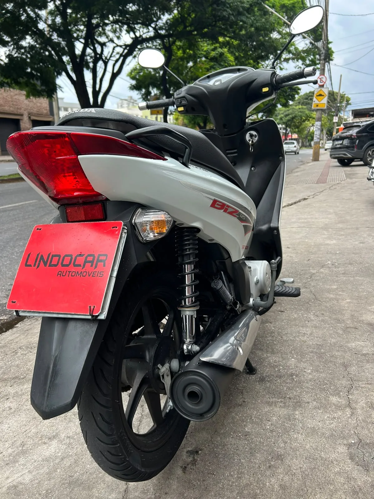 Honda Biz — foto 8