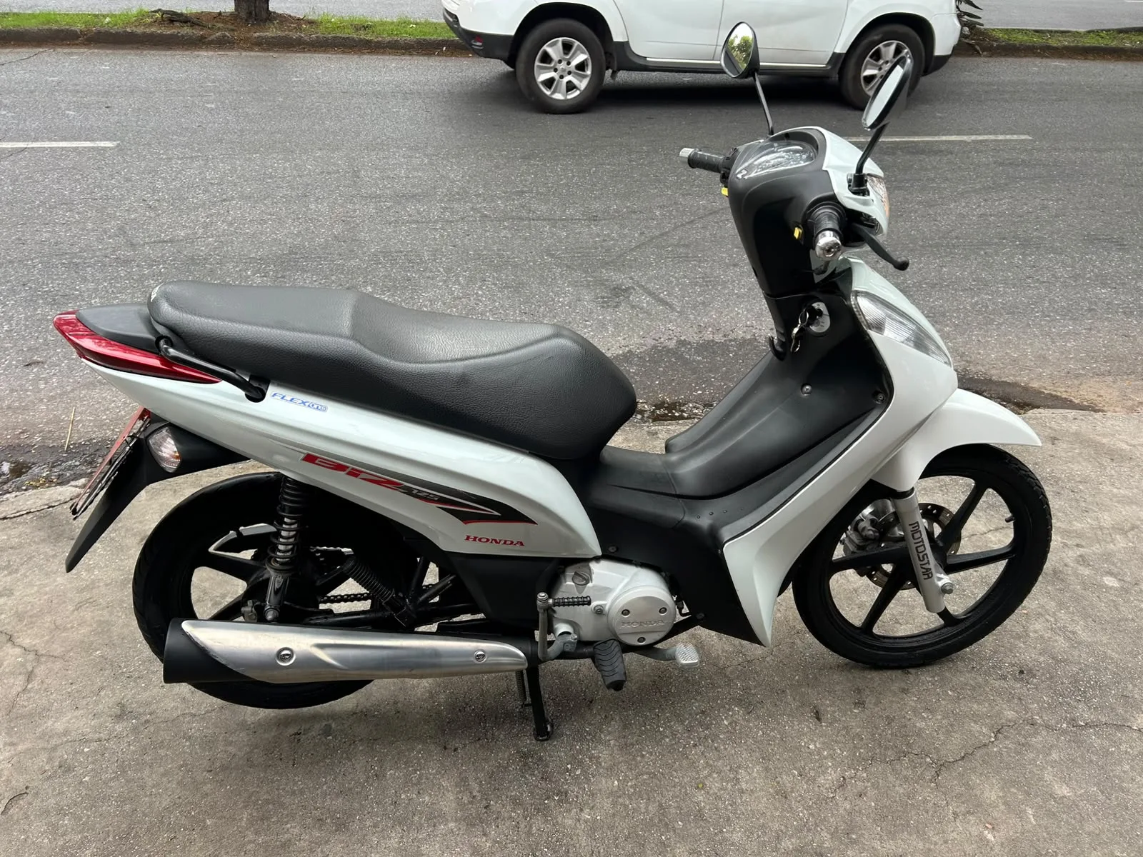 Honda Biz — foto 2