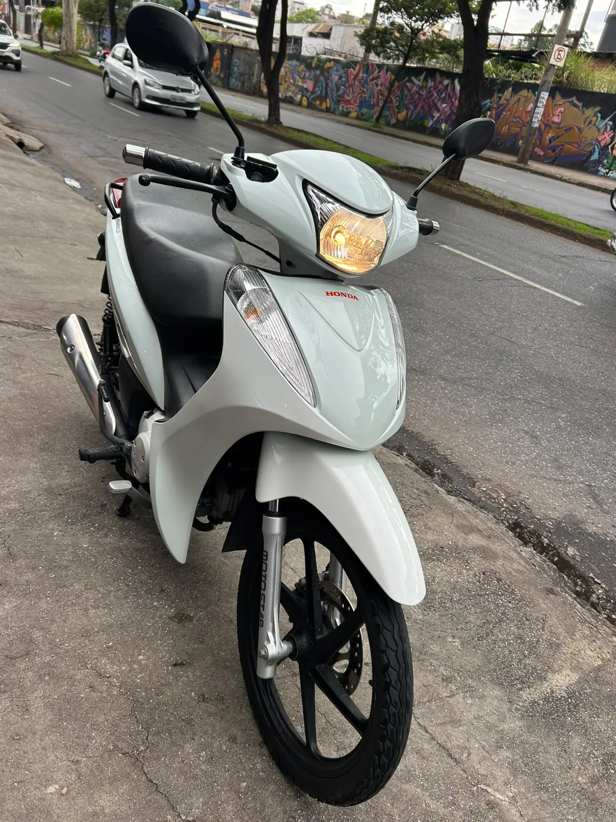 Honda Biz — foto 9